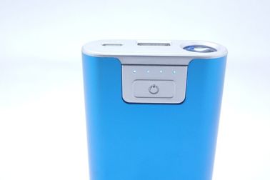 디지탈 카메라 금속 USB LED 토치를 가진 휴대용 힘 은행 6600mAh