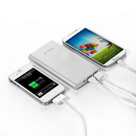 보편적인 10000MAH 휴대용 셀룰라 전화 힘 은행 리튬 중합체 세포 빠른 위탁